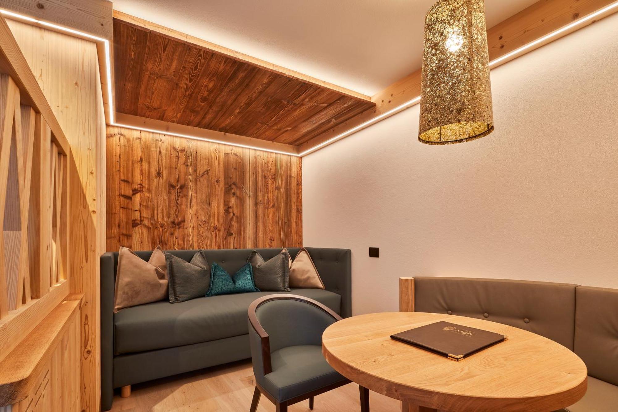 Mountain Hotel Mezdi Colfosco Dış mekan fotoğraf