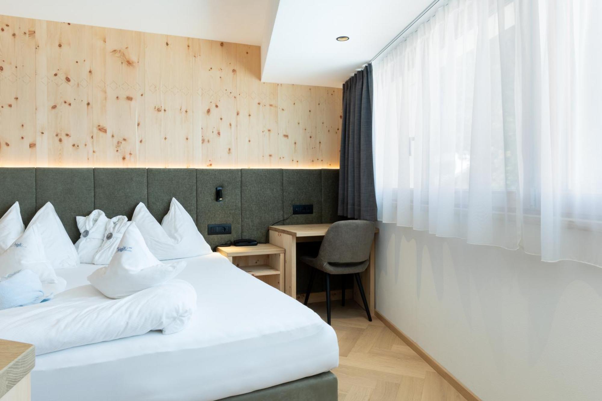 Mountain Hotel Mezdi Colfosco Dış mekan fotoğraf