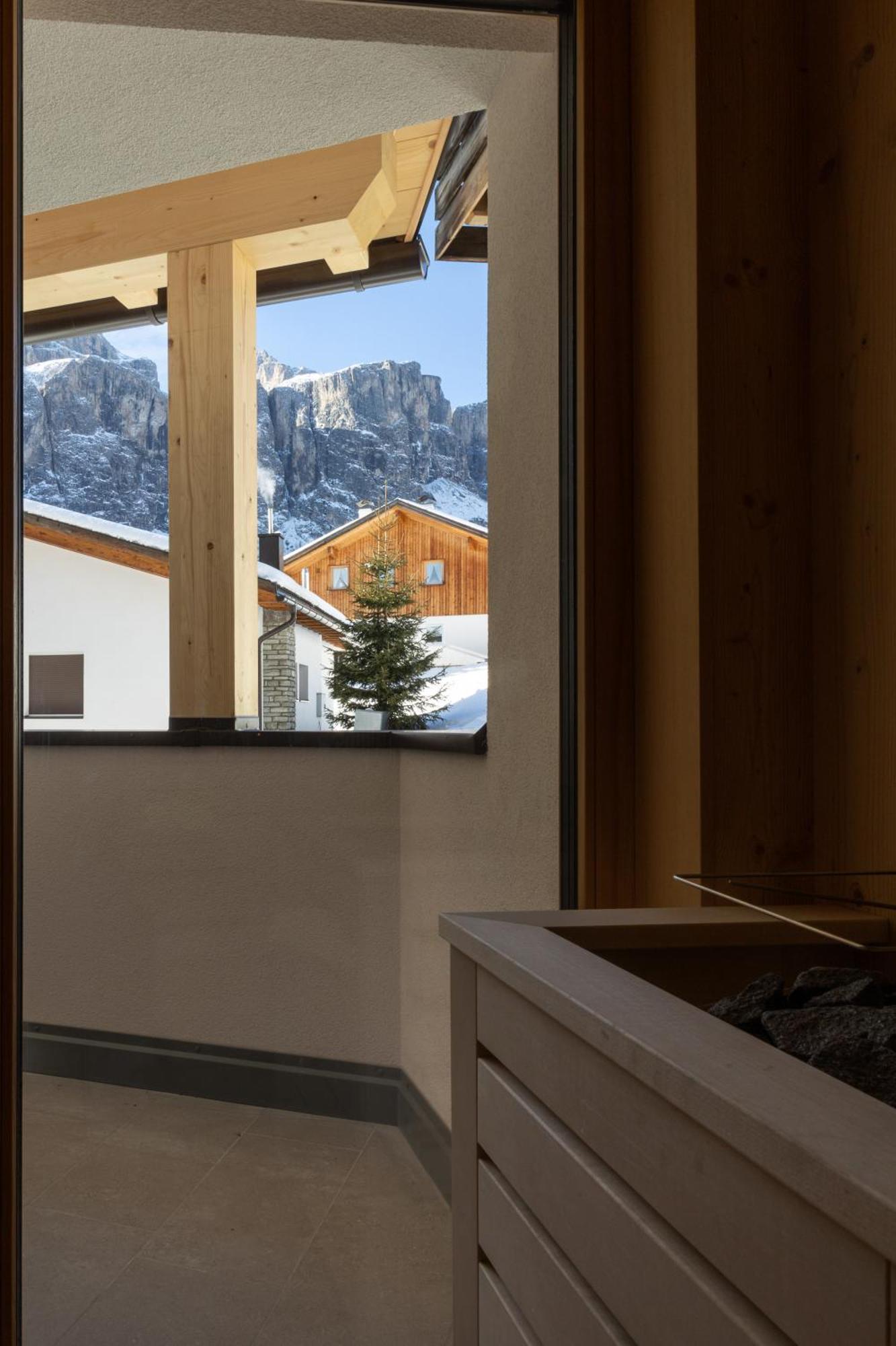 Mountain Hotel Mezdi Colfosco Dış mekan fotoğraf