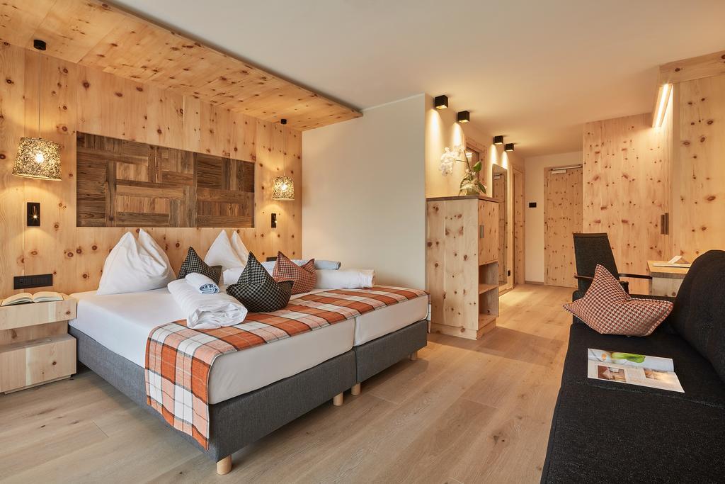 Mountain Hotel Mezdi Colfosco Dış mekan fotoğraf
