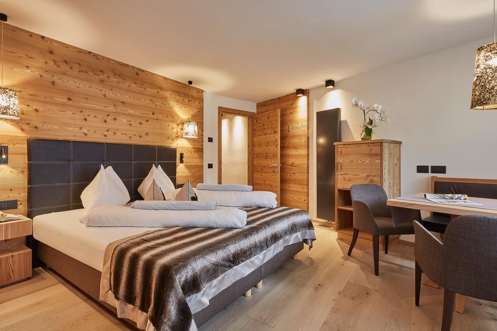 Mountain Hotel Mezdi Colfosco Dış mekan fotoğraf