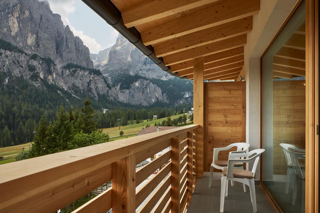 Mountain Hotel Mezdi Colfosco Dış mekan fotoğraf