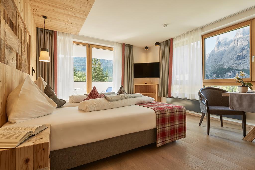 Mountain Hotel Mezdi Colfosco Dış mekan fotoğraf