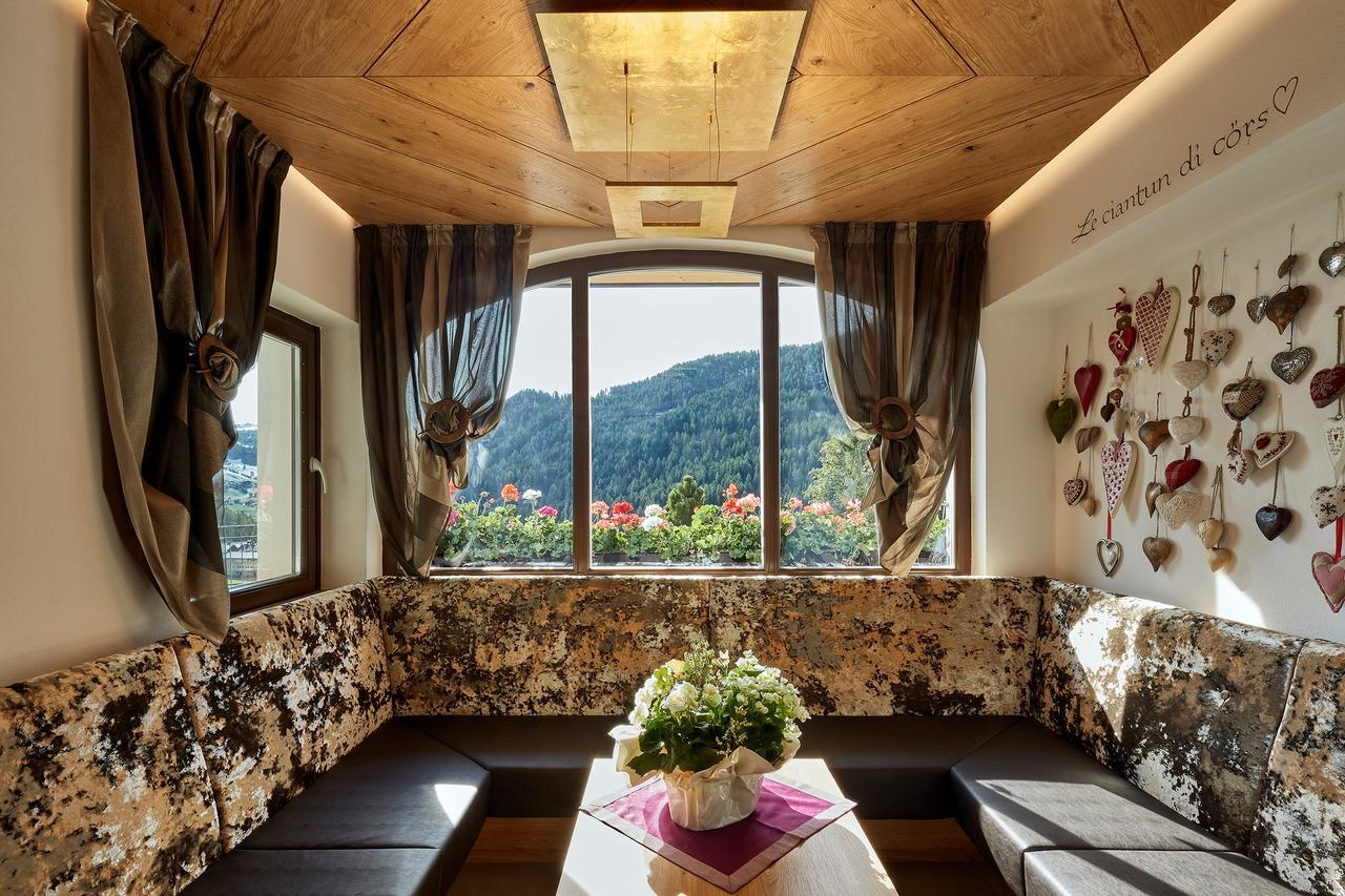 Mountain Hotel Mezdi Colfosco Dış mekan fotoğraf